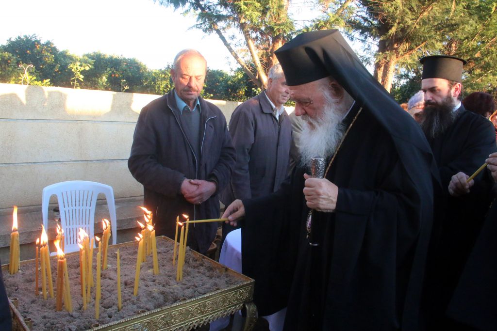 Το χριστουγεννιάτικο μήνυμα του αρχιεπισκόπου Ιερώνυμου