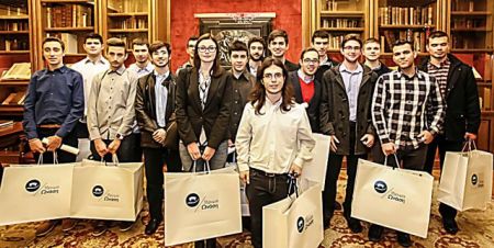 Το Ίδρυμα Ωνάση στηρίζει τη συμμετοχή στις Ολυμπιάδες μαθητών