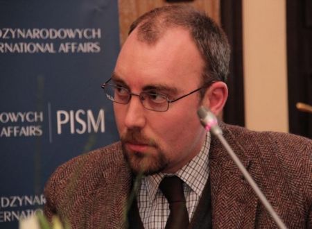 Ρόντρικ Παρκς: «Τα μεγάλα συμφέροντα δεν θα επιτρέψουν τη διάλυση της Ζώνης Σένγκεν»