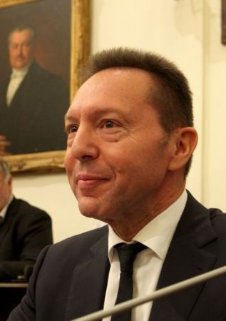 Ο Αλ. Τσίπρας και ο κεντρικός τραπεζίτης