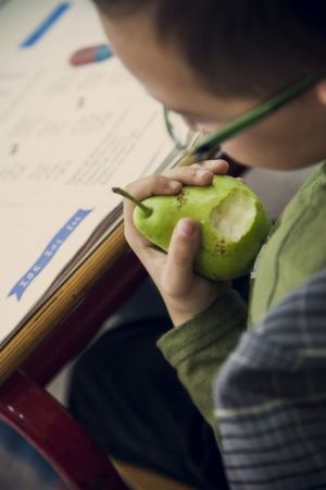 Ξεκινά η καμπάνια «Υιοθετήστε Ενα Σχολείο»