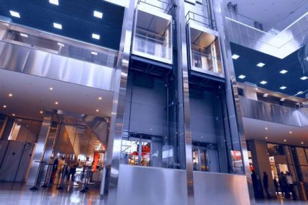 Στα ρετιρέ η Kleemann