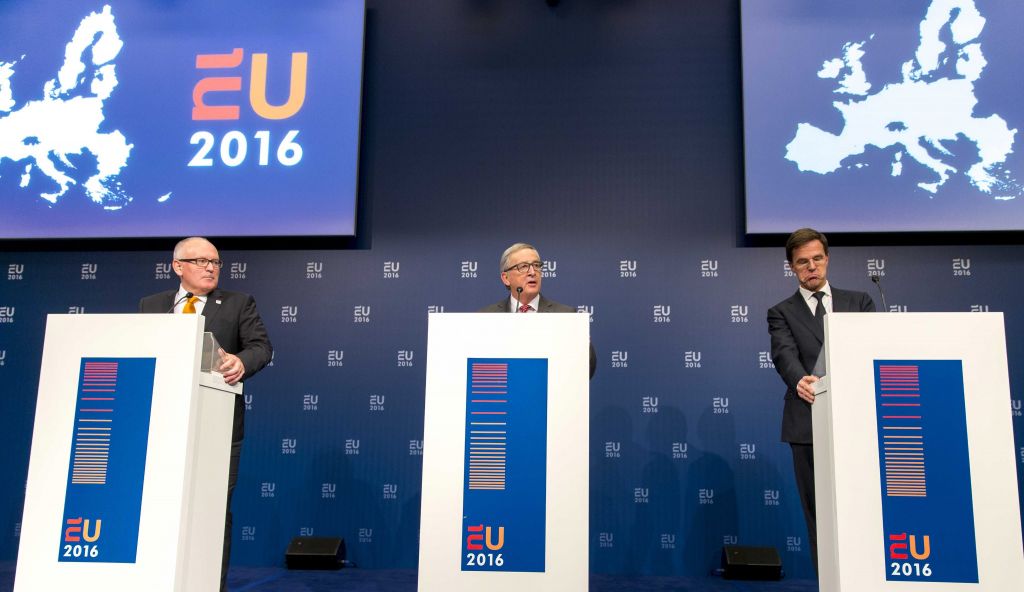 Γιούνκερ: Ανάγκη να προχωρήσει η Ευρωπαϊκή Ακτοφυλακή