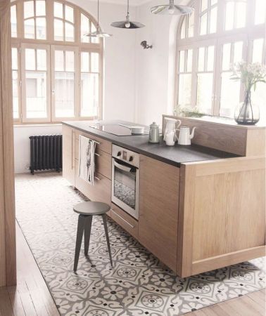 Δάπεδο: 10 τρόποι να συνδυάσεις πλακάκια με ξύλο