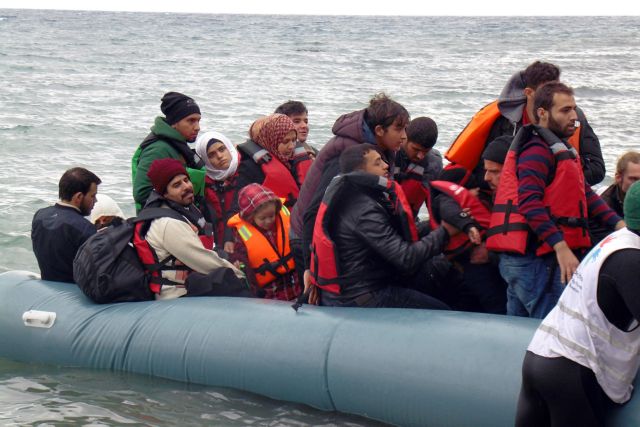 Coast Guard: Over 800,000 refugees arrived in Greece in 2015