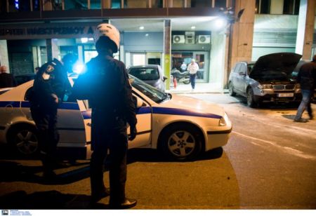 Επίθεση με μολότοφ στα γραφεία της ΔΕΗ στη Χαλκοκονδύλη