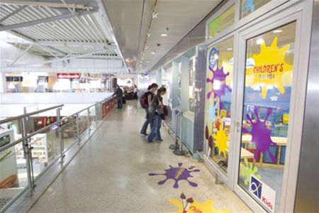 Διαχρονική η συνεργασία του «Χαμόγελου του Παιδιού» με το «Ελ. Βενιζέλος»