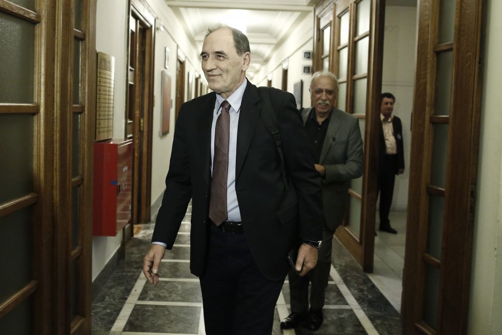 Γ.Σταθάκης: Ανάπτυξη έως και 1,5% του ΑΕΠ το 2016