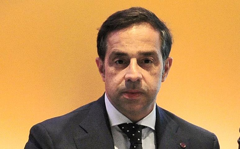 Resignation of Piraeus Bank CEO sparks controversy