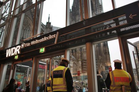 Κολωνία: Αμοιβή €10.000 για πληροφορίες στην έρευνα για τις επιθέσεις