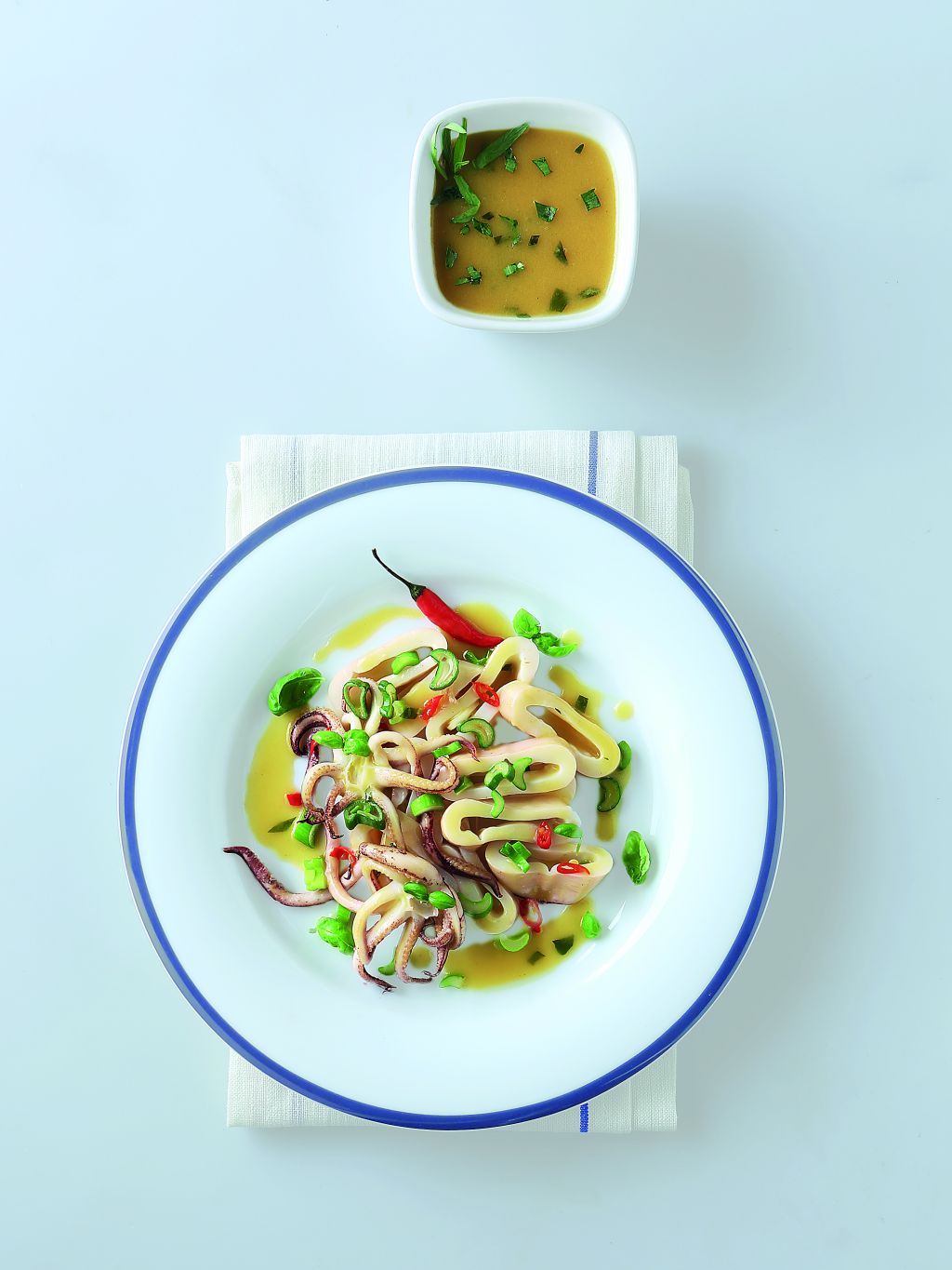 Καλαμάρια με βινεγκρέτ μανταρινιού