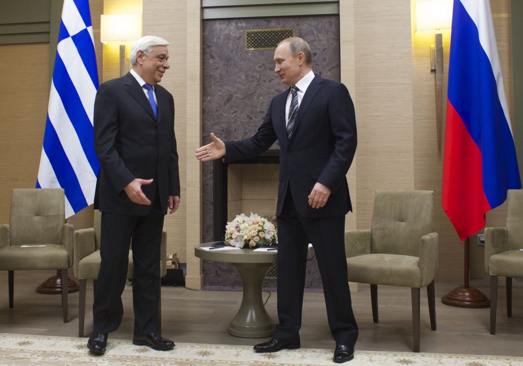 Παυλόπουλος: Καθοριστική η συμβολή της Ρωσίας στις μεγάλες προκλήσεις