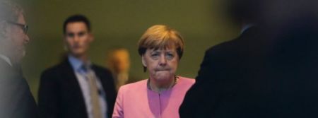 Spiegel: Ανγκελα Μέρκελ, η απομονωμένη καγκελάριος