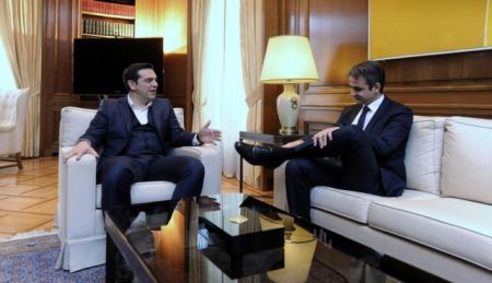 First parliamentary showdown between PM Tsipras and Mitsotakis