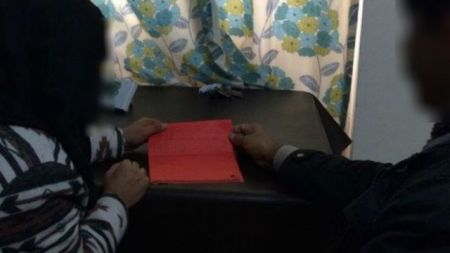 Βρετανία: 10χρονο μουσουλμάνος ανακρίθηκε για λάθος λέξη σε έκθεση