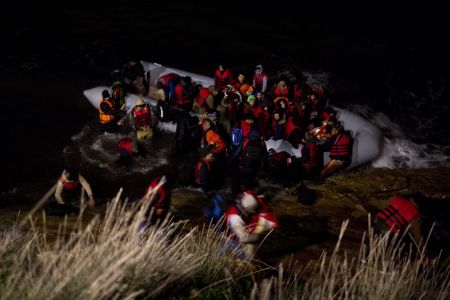 Δώδεκα πρόσφυγες, παιδιά ανάμεσά τους, πνίγηκαν ανοιχτά των τουρκικών ακτών