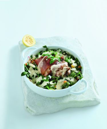 Χοιρινό κότσι με αλιβάρβαρα αβγολέμονο