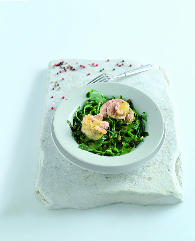 Φιλέτο μπακαλιάρου με σταμναγκάθι