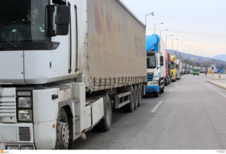 Απεργία διαρκείας αποφάσισε η Ομοσπονδία Φορτηγών Αυτοκινητιστών