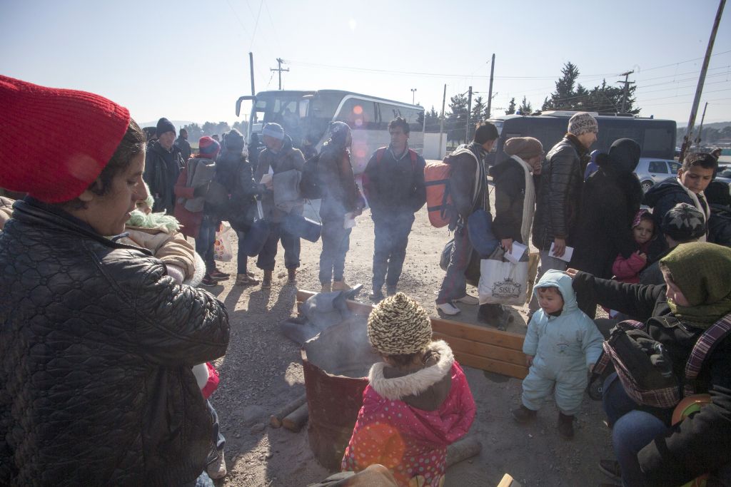Κλείσιμο των συνόρων με την πΓΔΜ ζητούν οι «τέσσερις του Βίζεγκραντ»