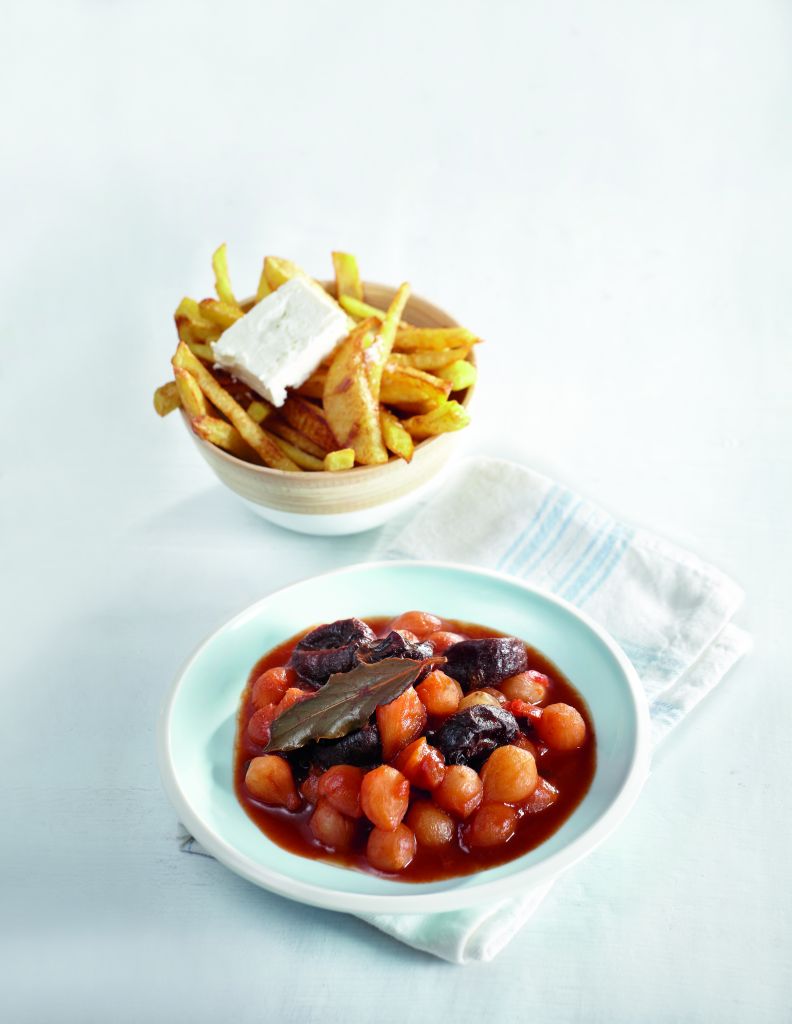 Στιφάδο με δαμάσκηνα