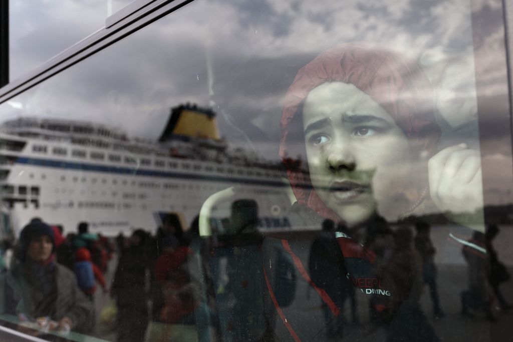 Πρόταση των FT για ανταλλαγή ελληνικού χρέους με πρόσφυγες