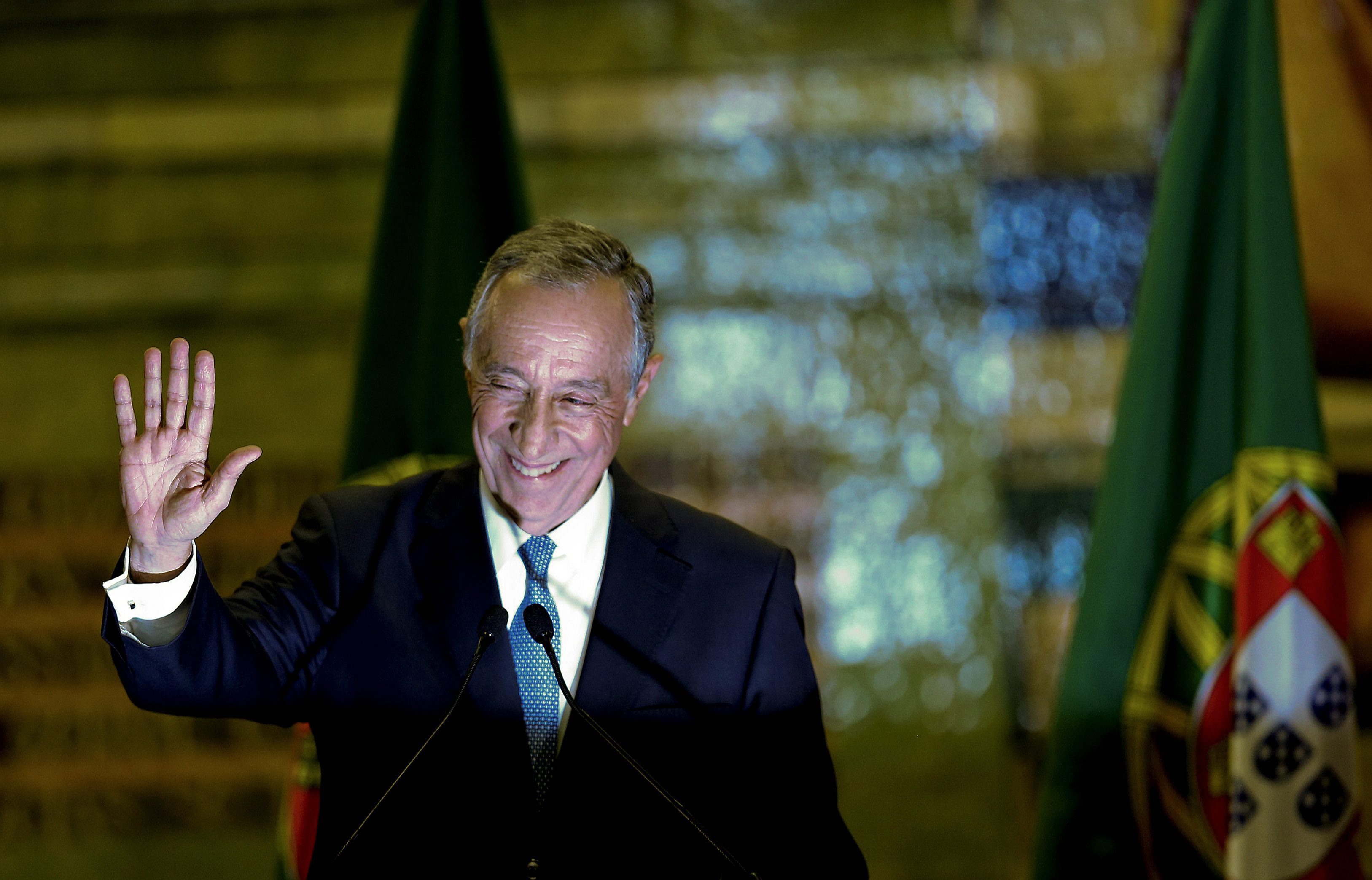 Πορτογαλία: Πρόεδρος ο κεντροδεξιός ντε Σόουζα, από τον πρώτο γύρο