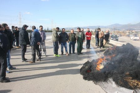 Αλεξιάδης: Διάλογος και ενημέρωση των αγροτών σε όποιο μπλόκο θέλουν