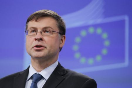 Dombrovskis: “Next tranche to Greece possible this month”