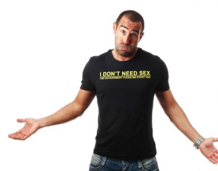 Αντώνης Κανάκης: «Η πρώτη φορά Αριστερά… πονάει»