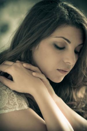 Κατερίνα Κυρμιζή: «Η τέχνη μάς ξυπνά»