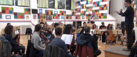 Τα Παιδιά της Χορωδίας πιάνουν Στέγη