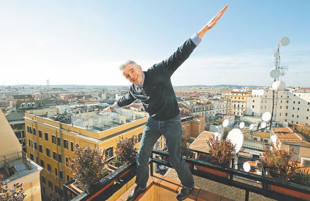 Ryanair Μάικλ Ο’ Λίρι: «Μειώστε τα τέλη και θα φέρουμε 10.000.000 τουρίστες στην Ελλάδα»