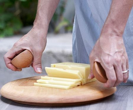 Ενα αξεσουάρ για τους λάτρεις των τυριών