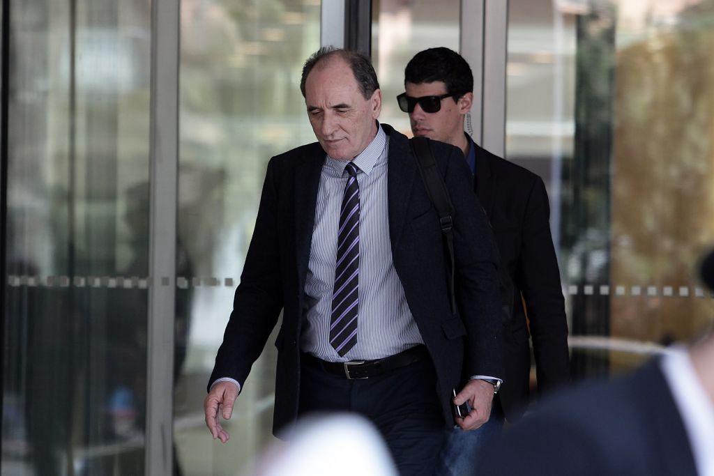 Παράταση έως 15 Μαρτίου για τα κόκκινα δάνεια συζητούν Σταθάκης-κουαρτέτο