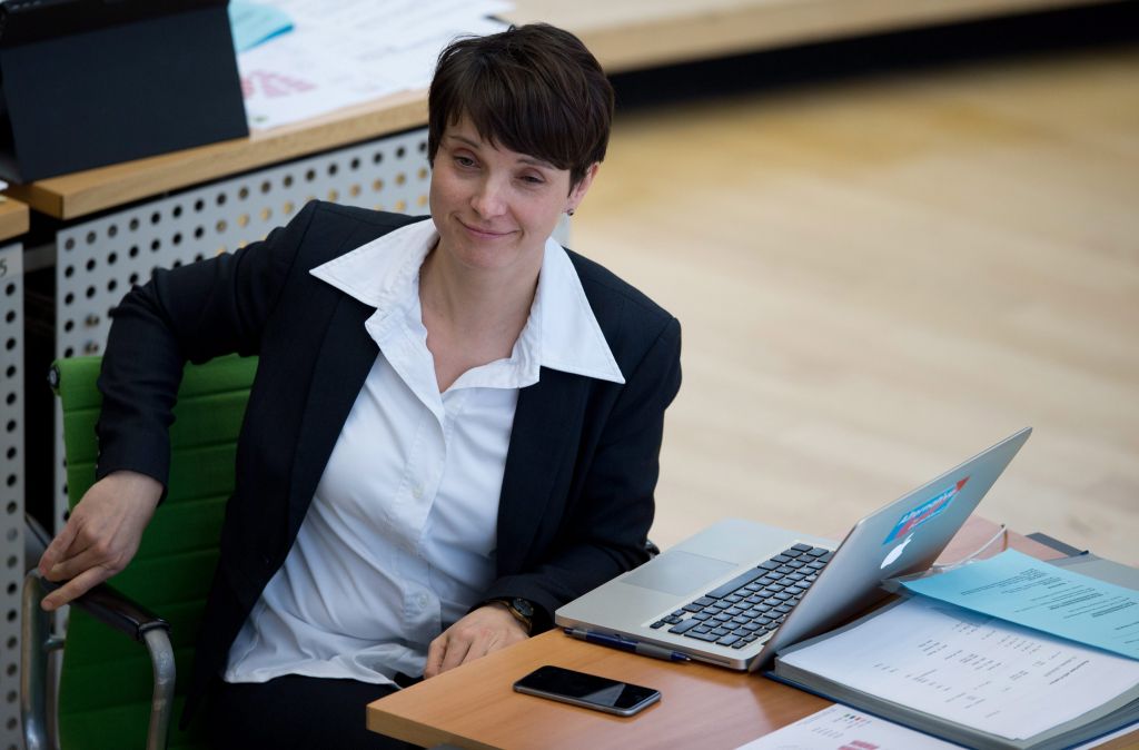 Γερμανία: Εθνικιστές ισχυροί, μεγάλη ήττα Μέρκελ στις κρατιδιακές κάλπες