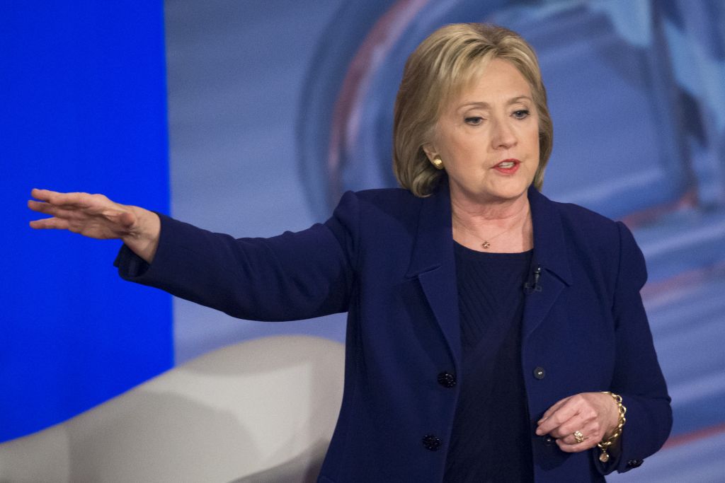 Αυτός, αυτή και οι βιομηχανίες όπλων