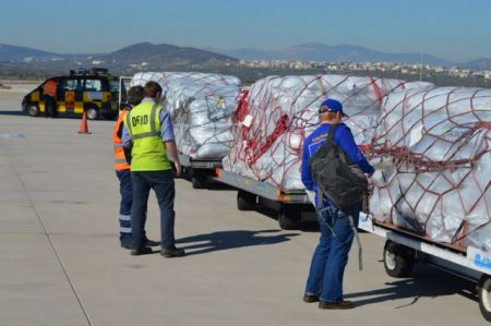 Ανθρωπιστική βοήθεια της Βρετανίας προς την Ελλάδα για τους πρόσφυγες