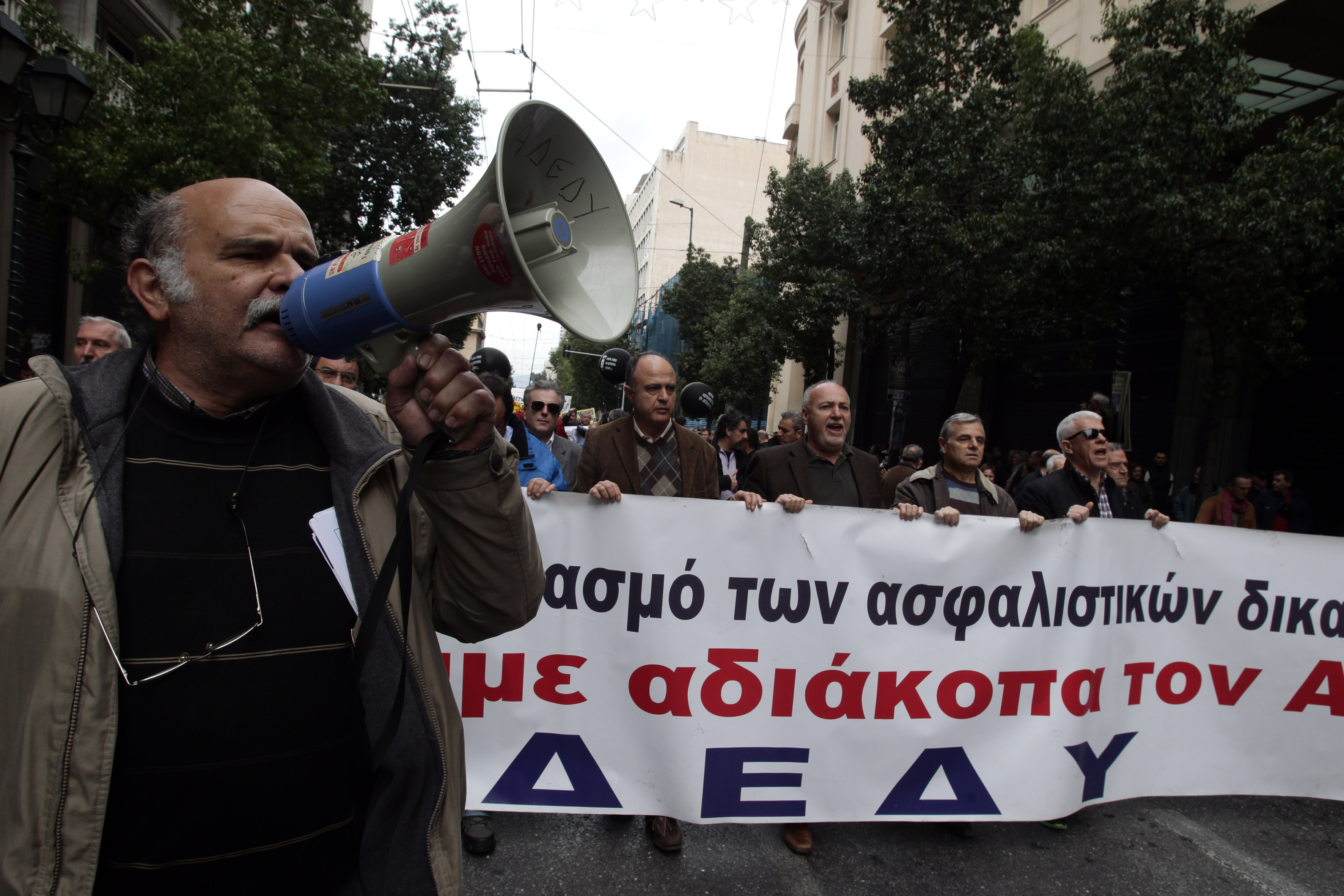 ΑΔΕΔΥ: «Γερασμένοι» δημόσιοι υπάλληλοι στην Ελλάδα