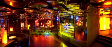 High season στο Γκστάαντ