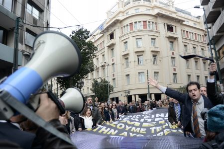 Ώς τις 15 Φεβρουαρίου παρατείνουν την αποχή τους οι δικηγόροι