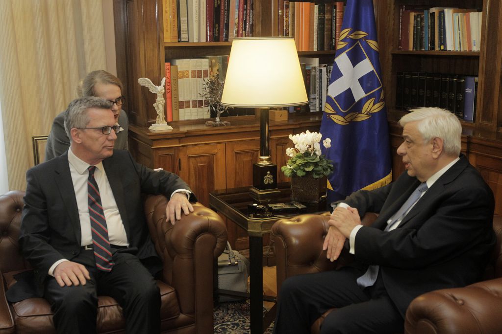 Παυλόπουλος σε Ντε Μεζιέρ: Δεν είναι η οικονομία, είναι το προσφυγικό