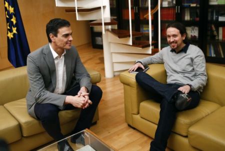 Ισπανία: Τι ζητούν οι Podemos για να μπουν σε κυβέρνηση
