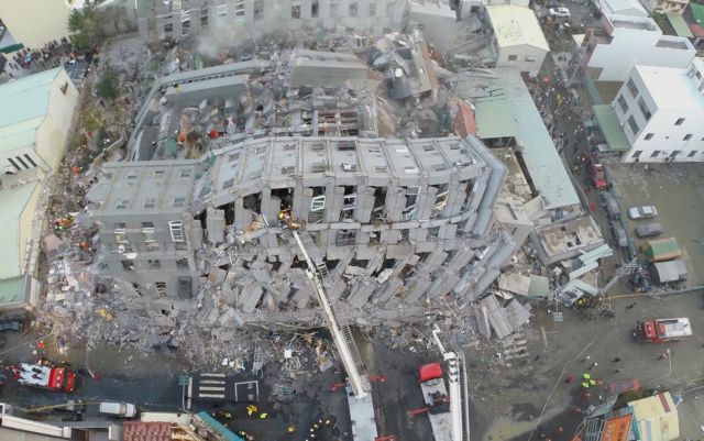 Μεγάλες ζημιές και τουλάχιστον έξι νεκροί από σεισμό στην Ταϊβάν