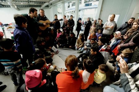 Ο Τ. Κουίκ συντονιστής κυβέρνησης – Εκκλησίας για το προσφυγικό
