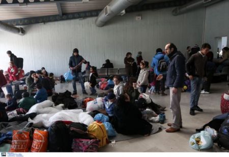 Ιερώνυμος: Εκκληση να πάψουν οι άνθρωποι να ξεριζώνονται από τις εστίες τους