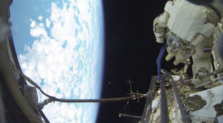 Roscosmos: Υπόσχεται ίντερνετ υψηλής ταχύτητας σε όλα τον πλανήτη