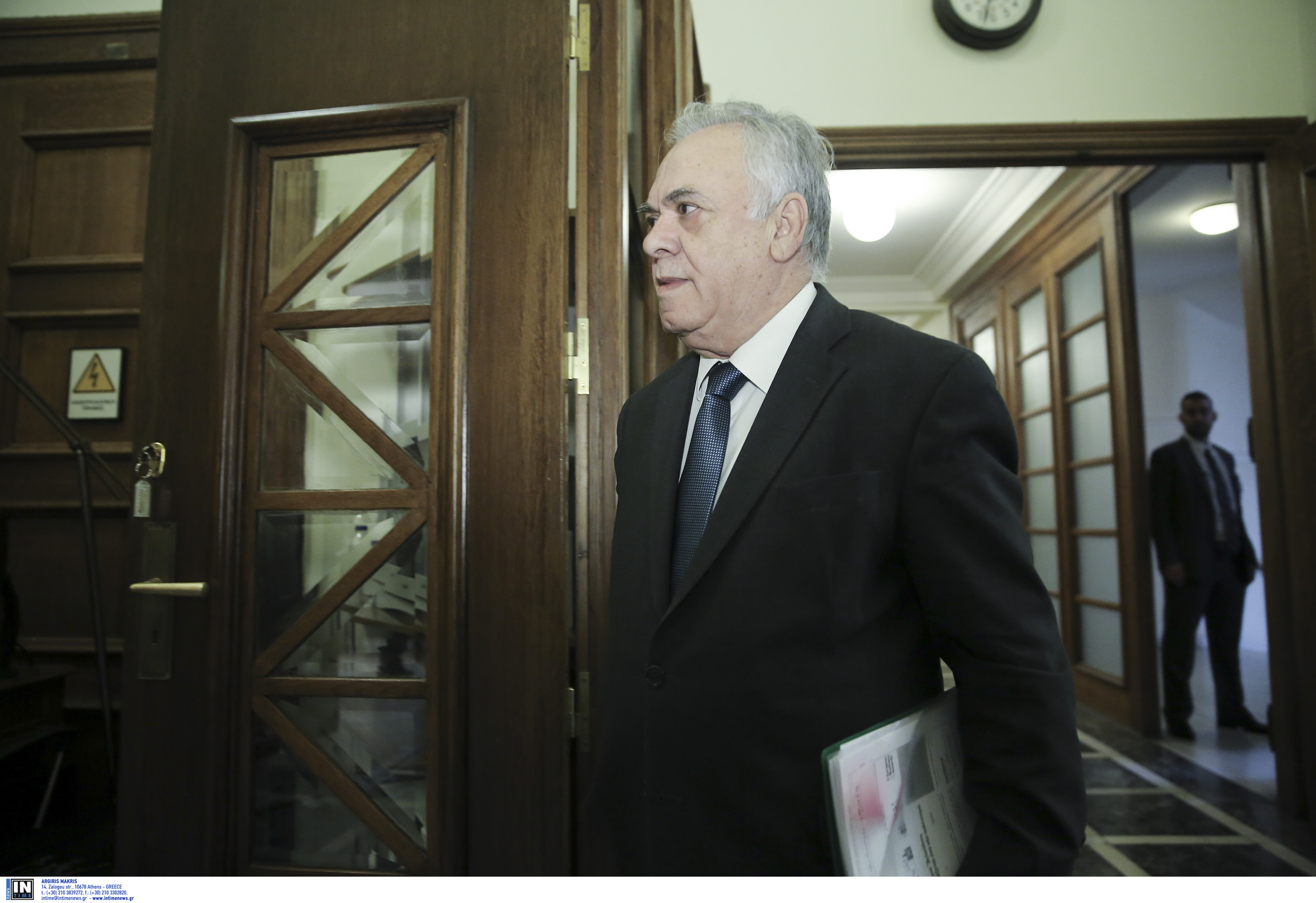 Αιχμές Δραγασάκη για το ΔΝΤ στο Συνέδριο των Δελφών