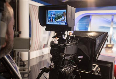 ΕΙΤΗΣΕΕ: Η απόφαση της κυβέρνησης για 4 τηλεοπτικές άδειες παραβιάζει τη συνταγματική νομιμότητα