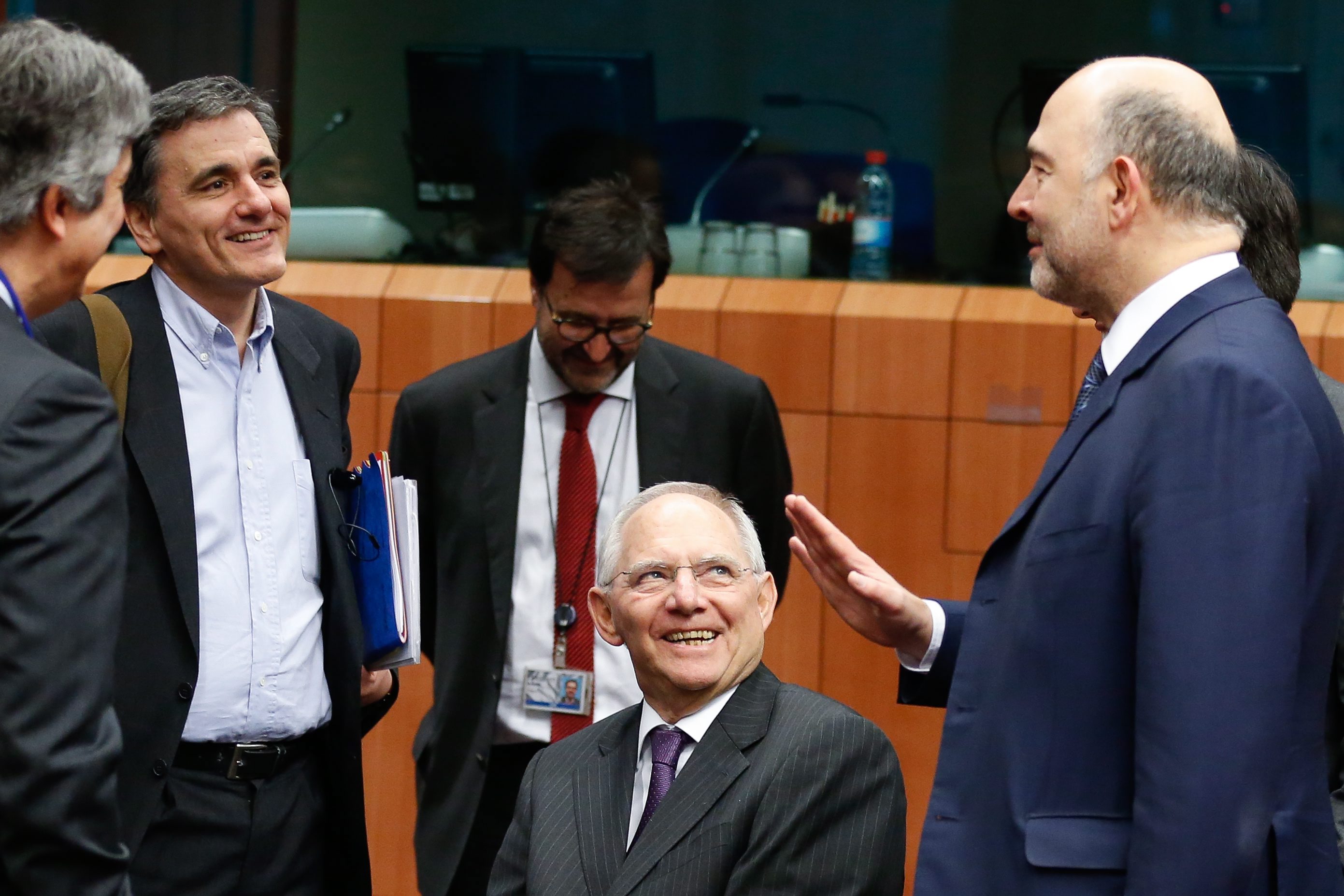 Ολοκληρώθηκε  το Eurogroup – EWG: Συμφωνία για δόση, σαφήνεια για χρέος, αλλά όχι αριθμοί